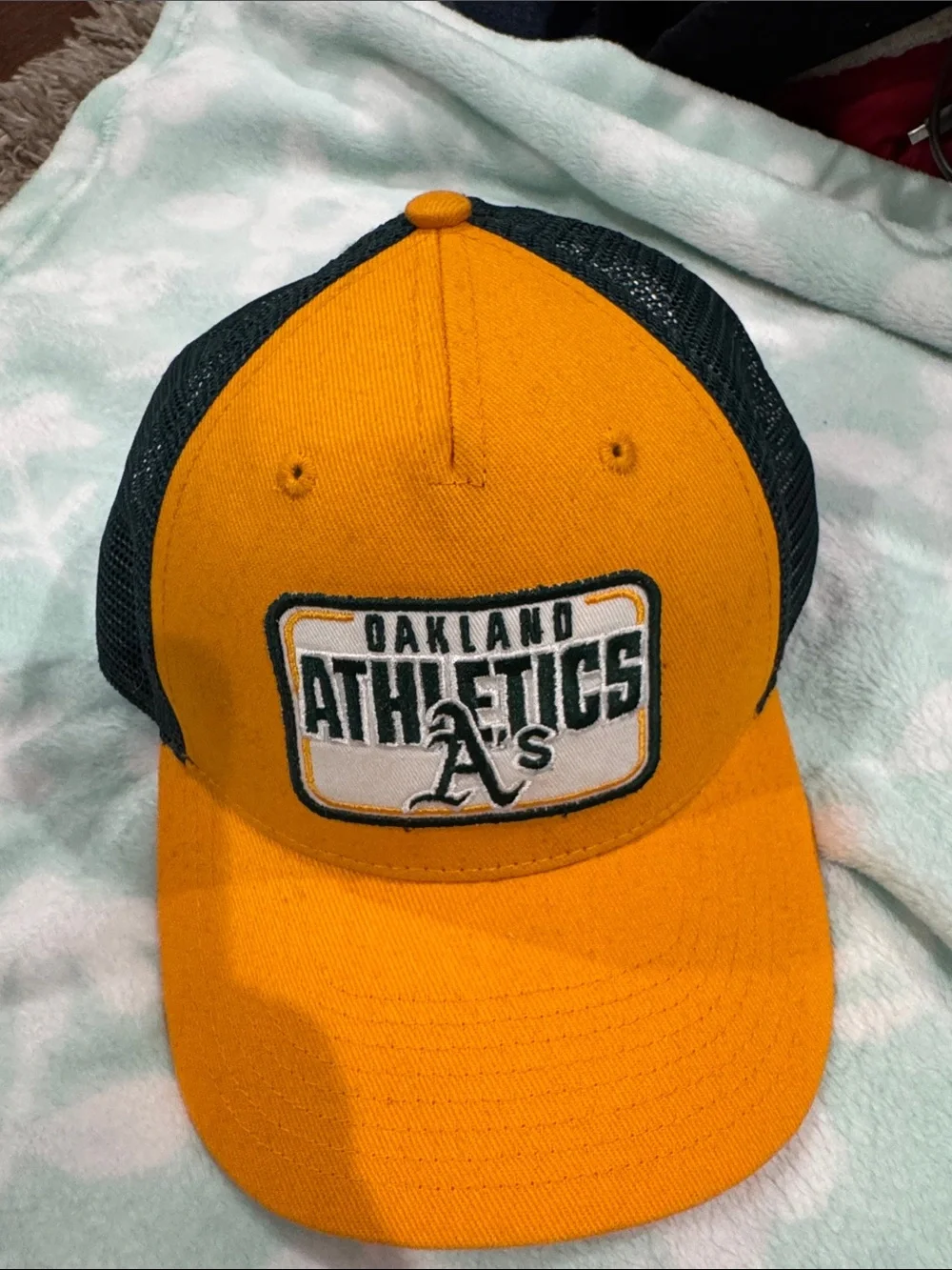Oakland Athletics Green & Gold Mesh-Back Cap